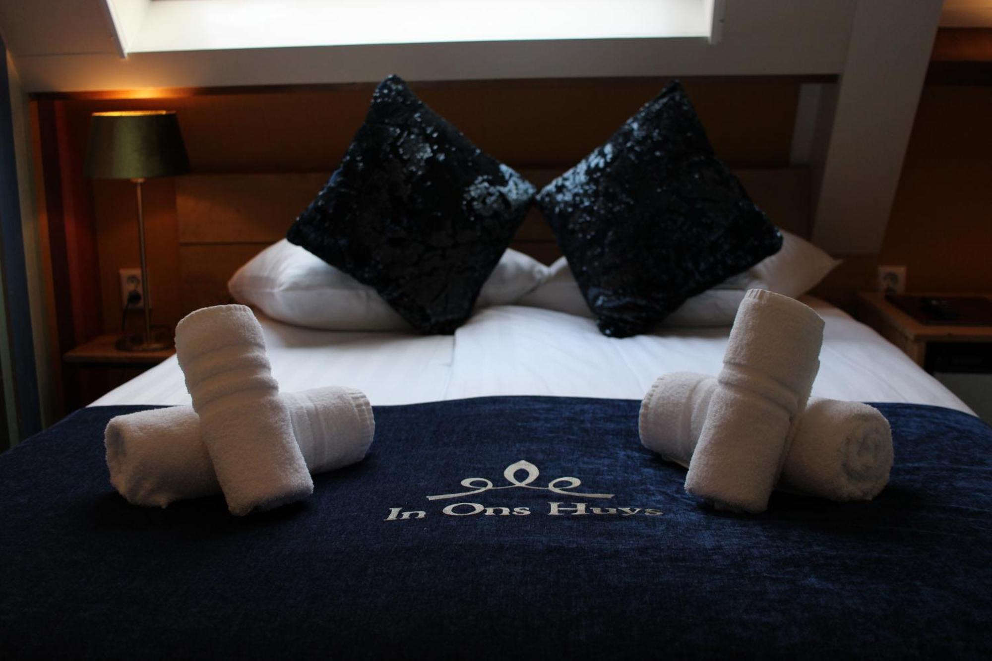 Hotel West Inn Хипполитюсхуф Экстерьер фото